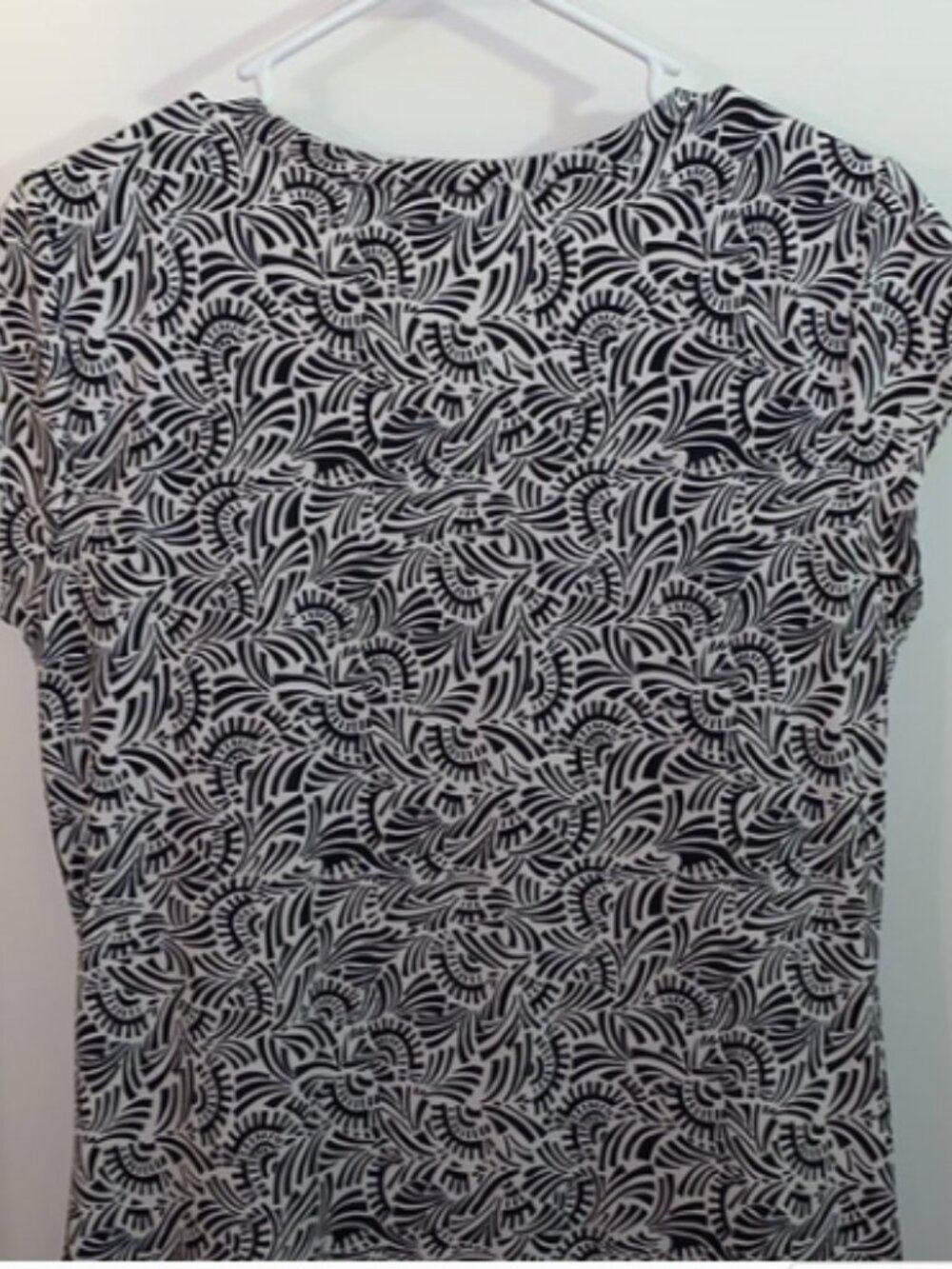 EUC Athleta Nectar Wrap Dress Size Large - Picture 6 of 8